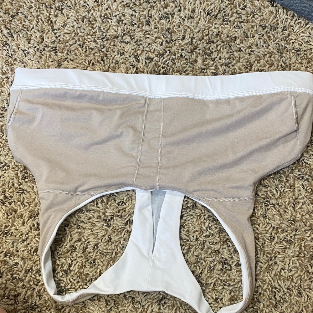 lululemon athletica White and Beige Racerback Sports Bra Size 12 Large - Picture 5 of 7